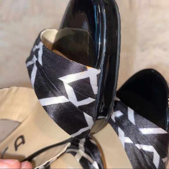 💛 Unisa Black & White Lace Up Satin Tie Heels 8.5 - Picture 8 of 10